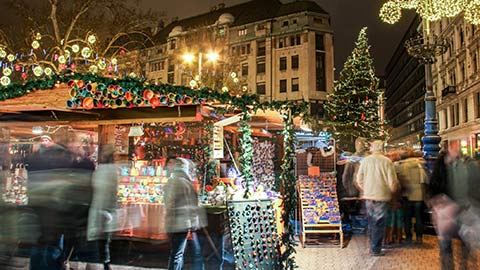 Christmas Markets 2023/2024 | Christmas Market Breaks | British Airways